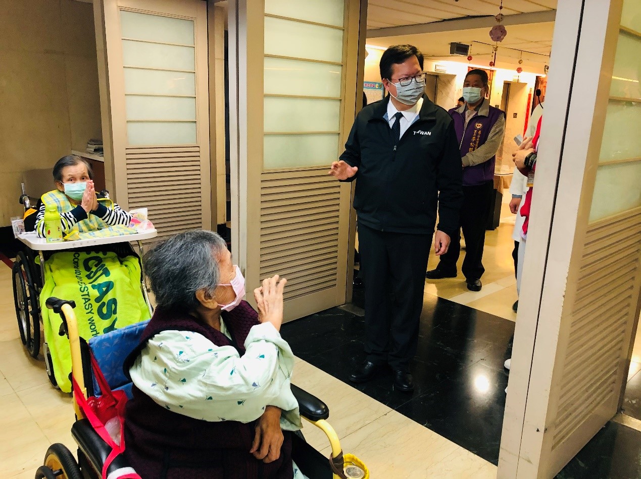 鄭市長視察護理之家四大面向防疫措施
