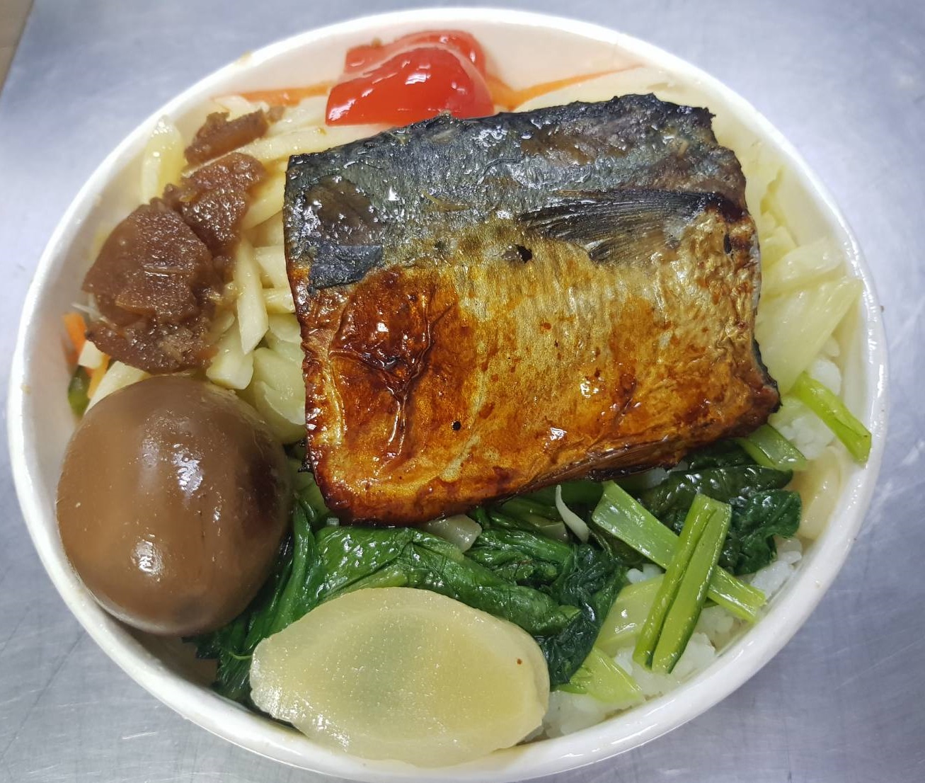 臺鐵鯖魚便當(圓紙)