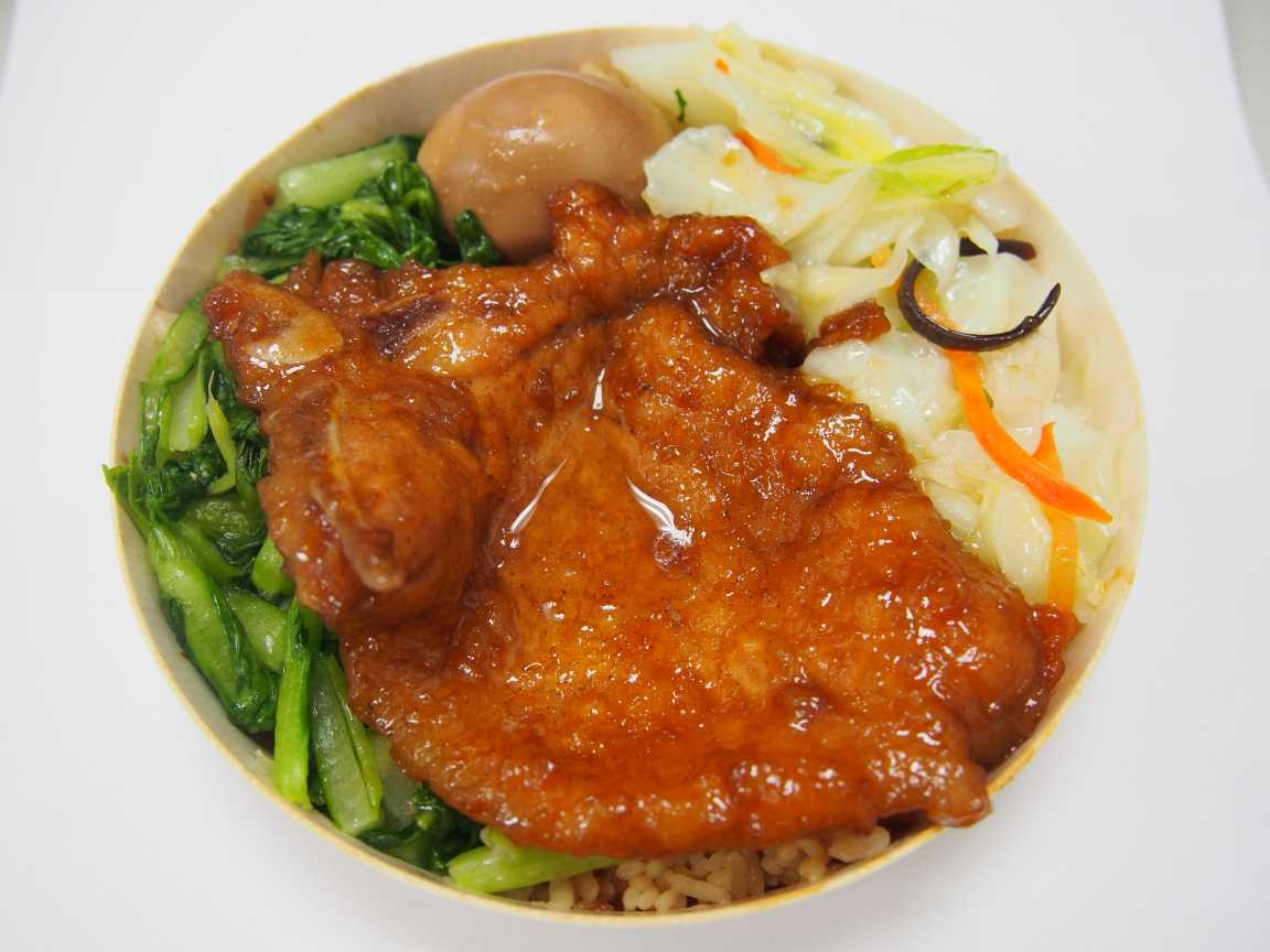 懷舊排骨菜飯(圓木)