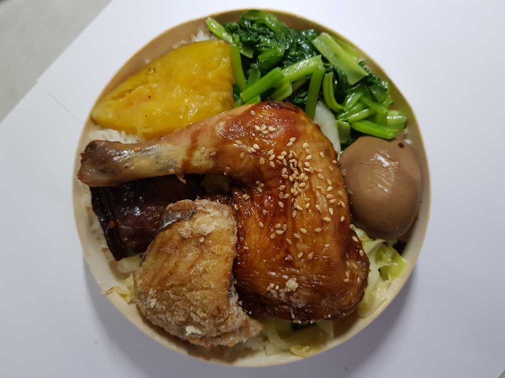 臺鐵雞腿便當(圓盒)