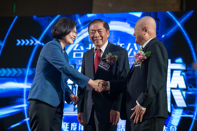 總統出席「臺北律師公會108年度律師節慶祝活動暨會員大會」