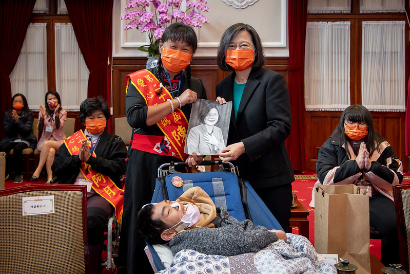接見愛心媽媽得獎人　總統：為身心障礙朋友創造更友善的生活環境　提升整體社會對身心障礙者的支持