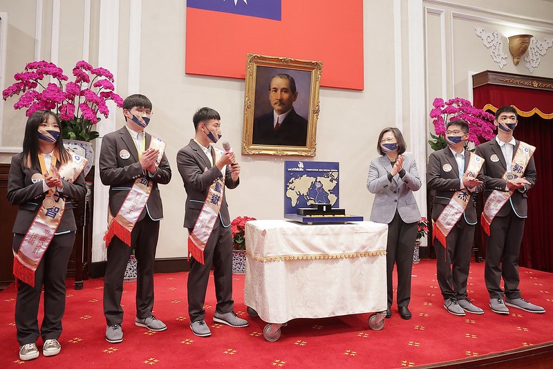 接見2022國際技能競賽代表團　總統：期待未來繼續發揮專業　與各領域專業職人對話交流、共同合作　促進臺灣進步發展