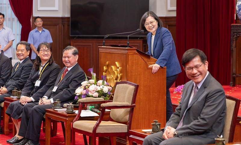 蔡英文總統今（12）日上午接見「2023第十九屆國際傑出發明家獎」得獎人