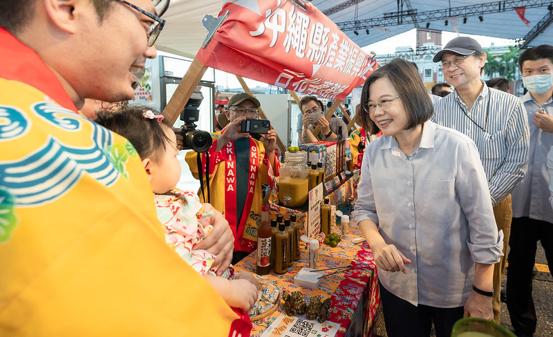 總統參觀「2023台日水果夏祭」