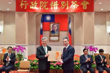 2024年5月16日行政院長陳建仁出席行政院惜別茶會 　共15張