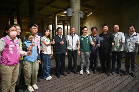 2024年5月14日行政院副院長鄭文燦視察大樹林滯洪池S__204882227_0 　共9張