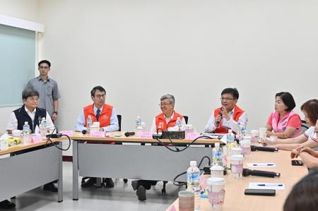 2024年5月13日行政院長陳建仁視察台糖公司農業循環豬場改建計畫執行情形-月眉畜殖場 　共9張