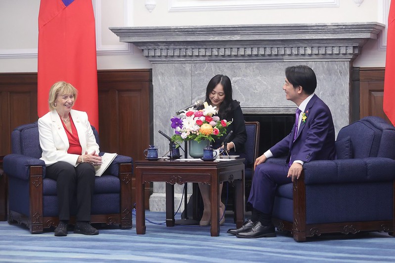 總統接見加拿大國會「我國正副總統就職慶賀團」，並相互交流