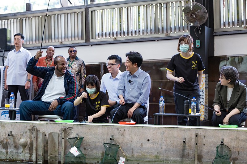 友邦慶賀團元首體驗臺灣在地文化活動　副總統盼持續與共享民主、自由與人權價值的國際友人合作
