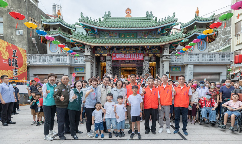 赴臺南參香揭匾　總統盼未來臺灣能成長更快　讓國家有更多資源照顧人民
