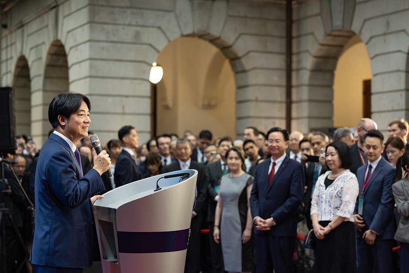副總統出席「第16任總統副總統就職典禮慶賀團外交部歡迎酒會」，並致詞