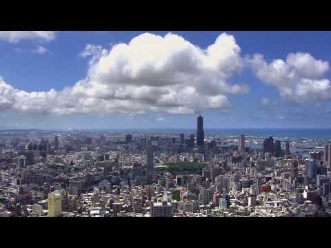齊柏林拍攝「飛閱高雄」