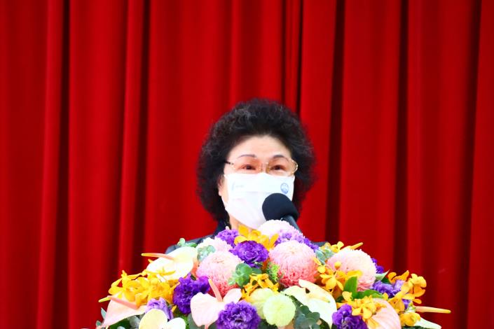 圖8  陳菊院長於監察院建院90周年學術研討會發表開幕致詞