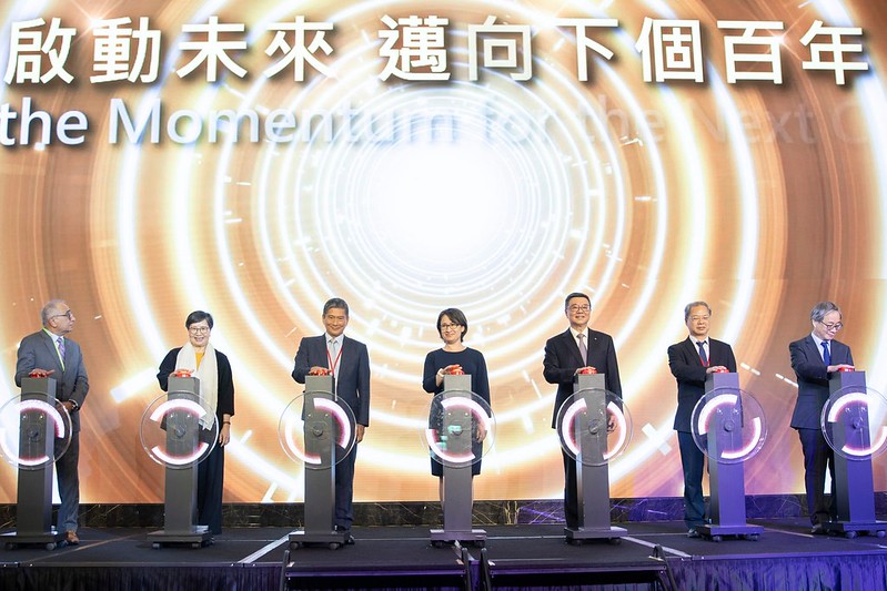 中央社百年社慶酒會　副總統肯定中央社成為臺灣走向世界　世界走進臺灣的橋梁
