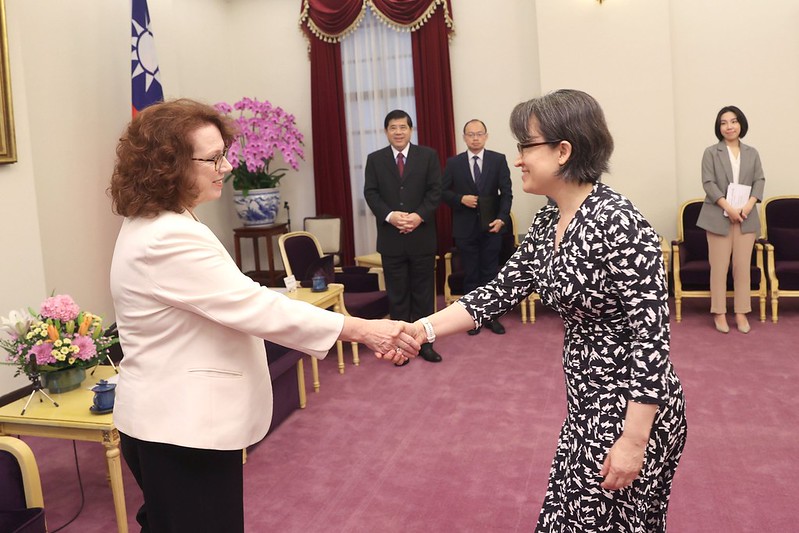 蕭美琴副總統今（8）日上午接見「2024年『布魯金斯研究院』學者專家訪問團」