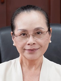 考試委員被提名人伊萬･納威Iwan Nawi女士