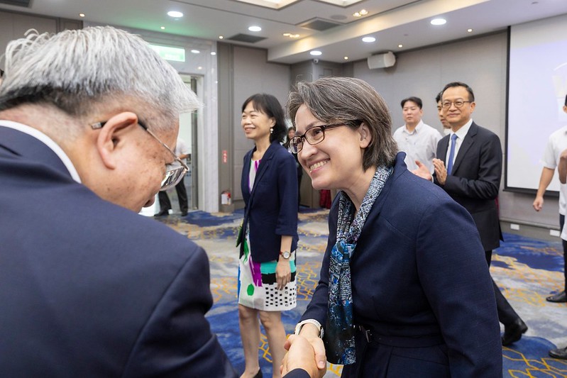 副總統出席「2024數位應用週『智慧臺灣 永續新生活』開幕論壇」