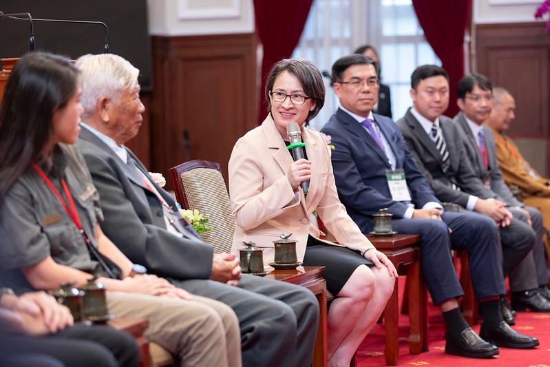 蕭美琴副總統今（26）日下午接見「第9屆國家環境教育獎獲獎者代表」
