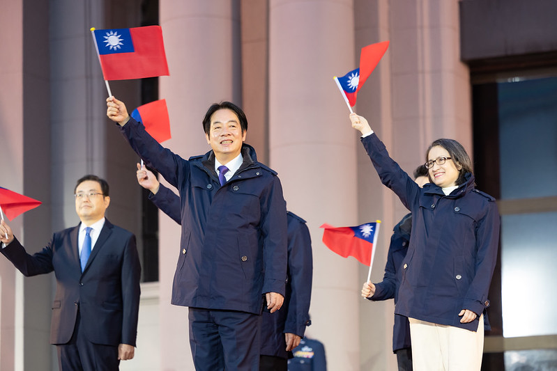 賴清德總統與蕭美琴副總統今（1）日上午出席「114年元旦總統府升旗典禮」