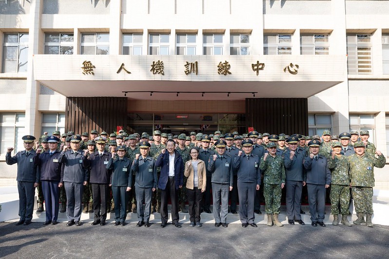 蕭美琴副總統今（17）日下午前往臺南勗勉陸軍無人機訓練中心