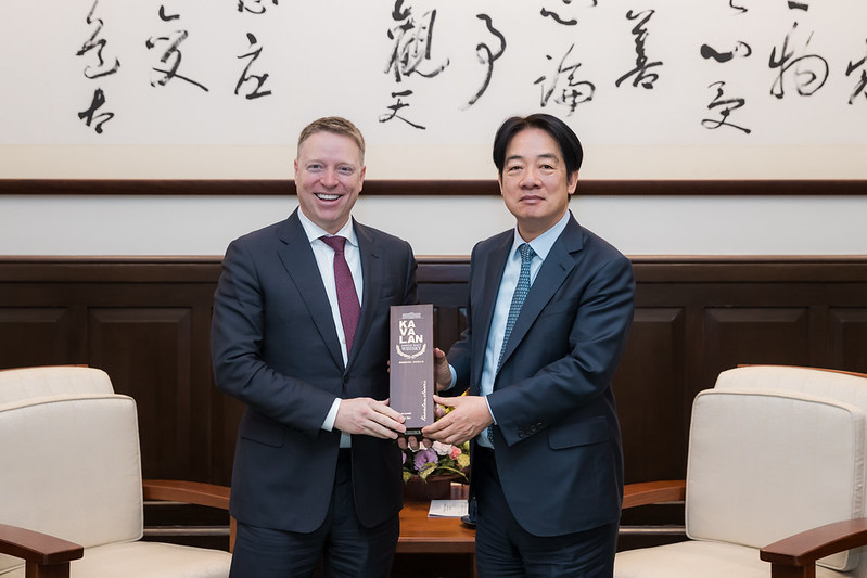 賴清德總統今（17）日上午接見美國前白宮副國安顧問博明（Matthew Pottinger）乙行