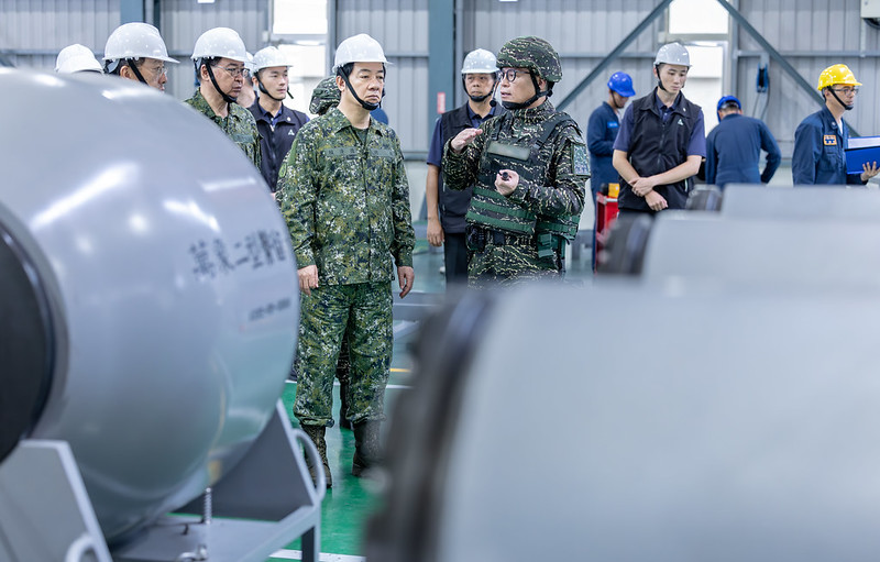 賴清德總統今（14）日上午赴高雄地區，視導漢光41號演習－海軍防禦性布雷操演及實兵演練行動