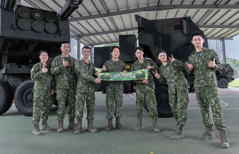 賴清德總統日前前往臺中勗勉「陸軍砲兵第58指揮部」，特別錄製「國軍精神戰力專案教育」勗勉影片，為準備「漢光41號演習」的國軍加油打氣，節目於今（1）日上午播出
