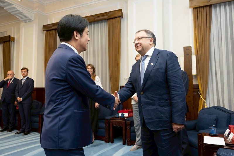 賴清德總統今（7）日上午接見「烏克蘭跨黨派國會議員訪問團」