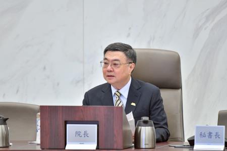 2025年8月27日行政院長卓榮泰主持「中央道路交通安全會報114年第3次會議」 　共6張
