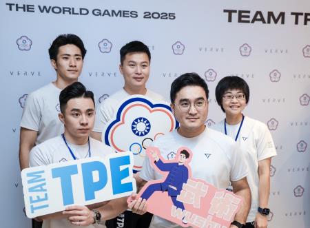 2025年8月21日行政院長卓榮泰出席2025年成都世界運動會代表團返國餐會　共10張