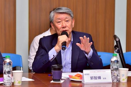 2025年8月14日行政院長卓榮泰參訪慶鴻機電並與機械（含工具機）業者交流座談會　共15張