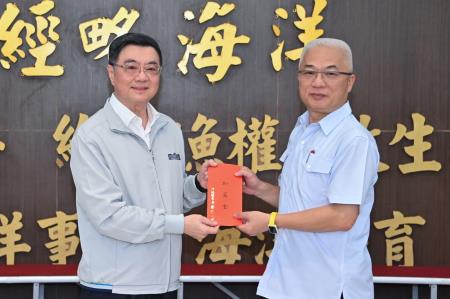 2025年6月20日行政院長卓榮泰視察基隆海巡強化海防安全韌性暨勗勉同仁