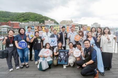 2025年6月20日行政院長卓榮泰參訪星濱山共創工作室