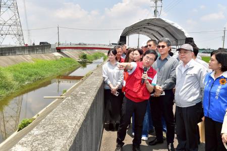 2025年7月5日行政院長卓榮泰視察雲林大埤鄉延潭大排整體治理