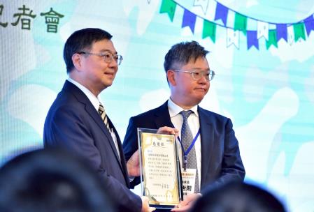 2025年8月6日行政院長卓榮泰出席「114年軍人節敬軍記者會」　共6張